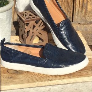 h and m slip on trainers